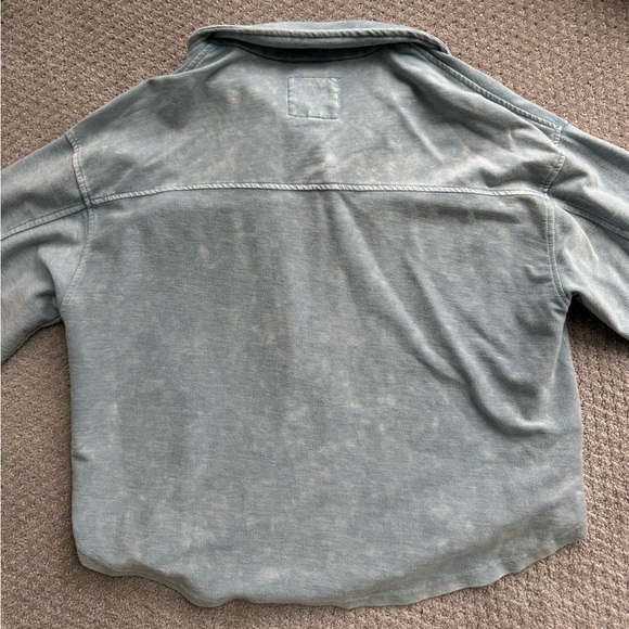 Thread & Supply Button Up - Picture 2 of 4